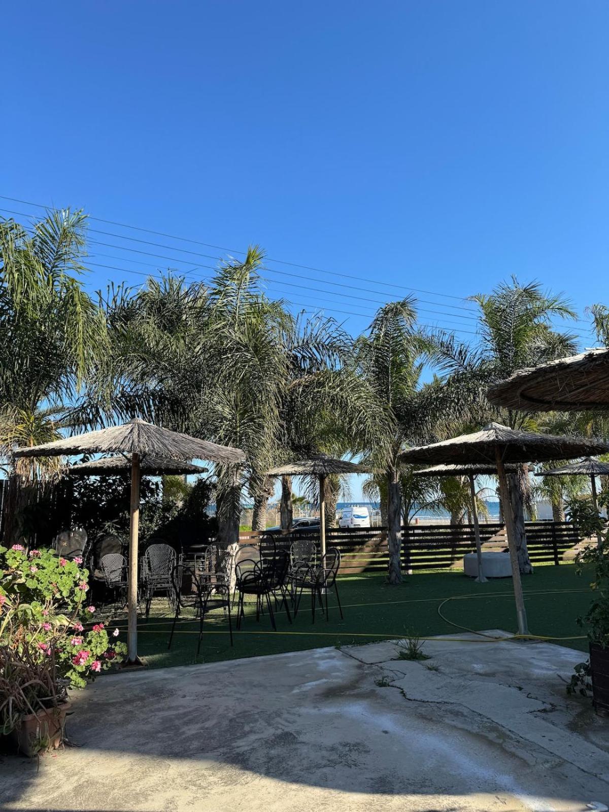 Seaside Serenity Villa Larnaca Eksteriør billede